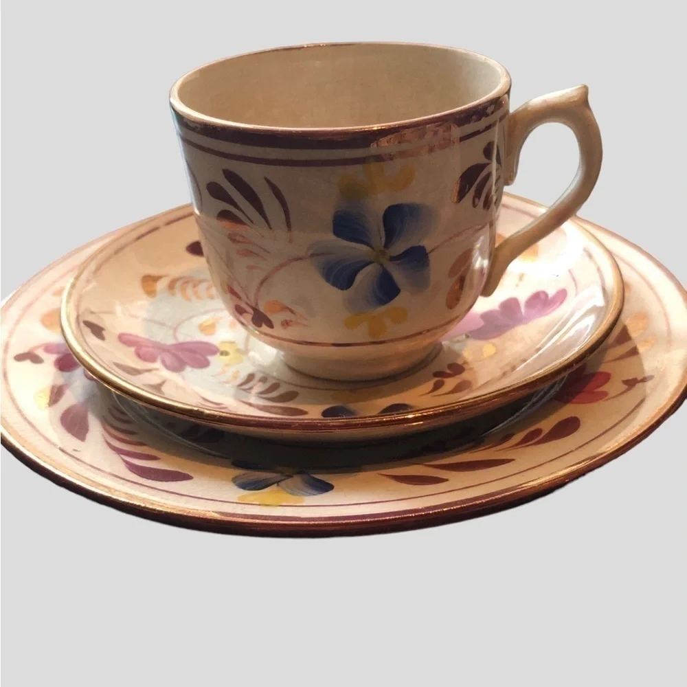 Antique Japan Lusterware Pink Teacups Saucers Set